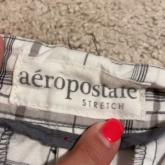 💥💥 SOLD 💥💥 Great Aeropostale stretch plaid shorts size 9/10 - Picture 2 of 6
